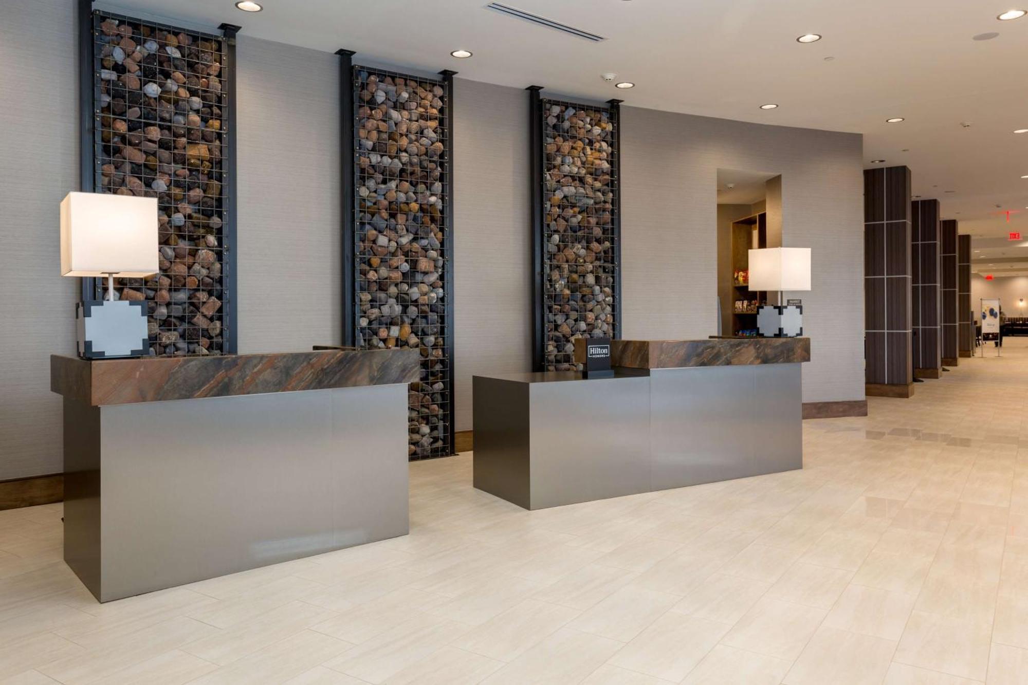 Doubletree By Hilton Evansville Exterior foto